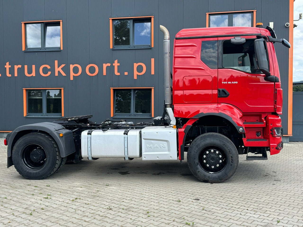 MAN TGS 18.520 4x4 SZM - Kipphyd. Blatt Luft Pritard - وحدة جر: صورة 4 MAN TGS 18.520 4x4 SZM - Kipphyd. Blatt Luft Pritard - وحدة جر: صورة 4