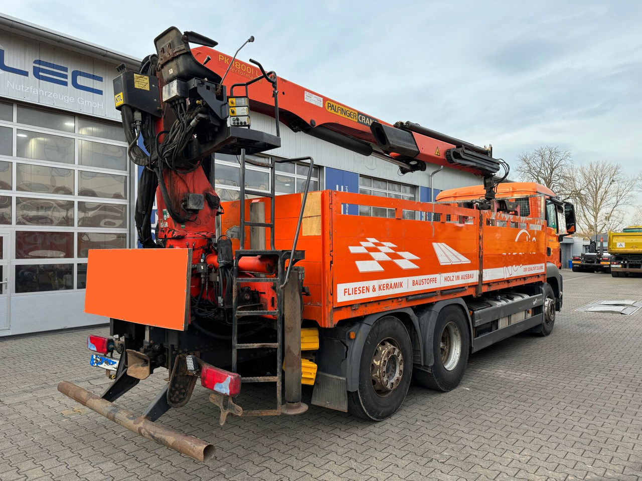 MAN TGS 26.400 6x2 Pritsche Kran Palfinger PK 18001L - شاحنات مسطحة, شاحنة كرين: صورة 3 MAN TGS 26.400 6x2 Pritsche Kran Palfinger PK 18001L - شاحنات مسطحة, شاحنة كرين: صورة 3
