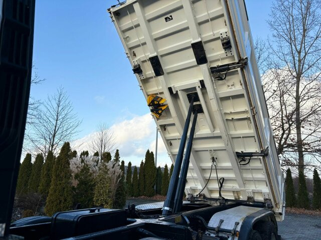 MAN TGS 35.470 8x4 BB Euro6 Meiller Kipper Bordmatik - شاحنة قلاب: صورة 5 MAN TGS 35.470 8x4 BB Euro6 Meiller Kipper Bordmatik - شاحنة قلاب: صورة 5