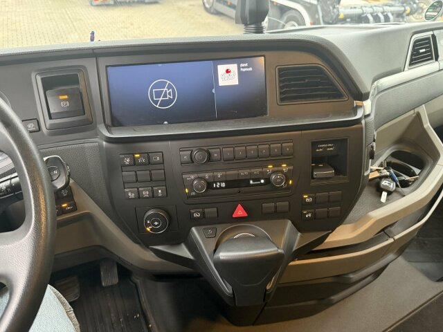 MAN TGX 18.470 4x4H SZM - Kipphyd. Euro 6 *Kippaufl. - وحدة جر: صورة 4 MAN TGX 18.470 4x4H SZM - Kipphyd. Euro 6 *Kippaufl. - وحدة جر: صورة 4