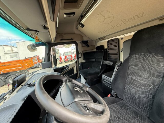 Mercedes-Benz ACTROS 1846 4x4 HAD Eur 6 Kipphydraulik Retarder - وحدة جر: صورة 4 Mercedes-Benz ACTROS 1846 4x4 HAD Eur 6 Kipphydraulik Retarder - وحدة جر: صورة 4