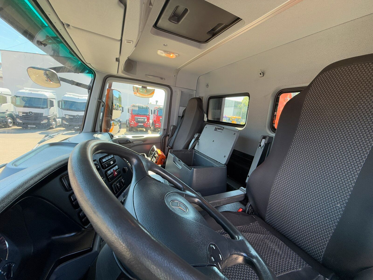 شاحنة قلاب, شاحنة كرين Mercedes-Benz ACTROS 2044 4x4 Kipper Kran ATLAS 65.2 A2L: صورة 14