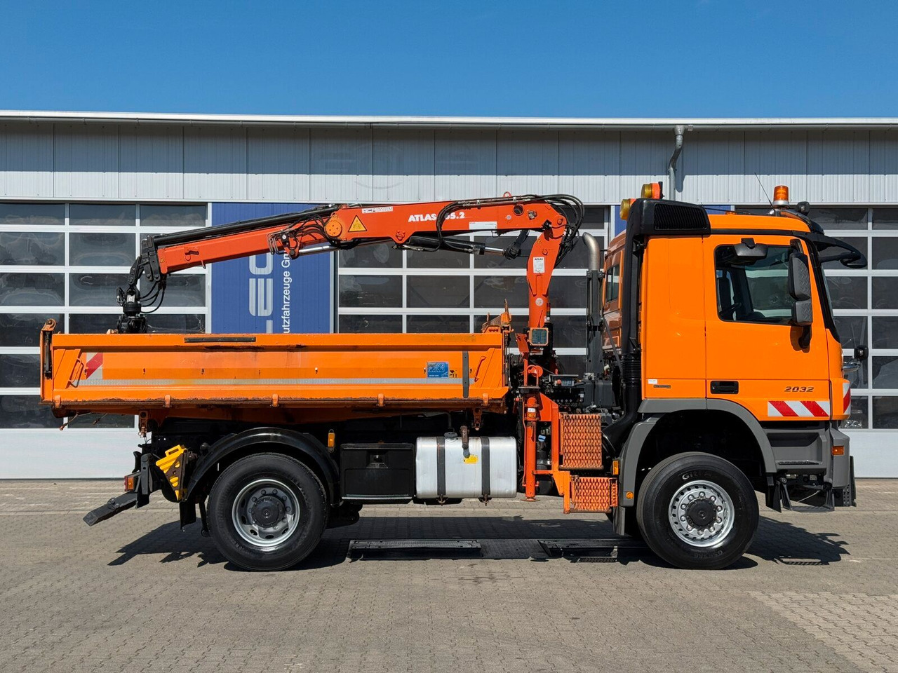 Mercedes-Benz ACTROS 2044 4x4 Kipper Kran ATLAS 65.2 A2L - شاحنة قلاب, شاحنة كرين: صورة 3 Mercedes-Benz ACTROS 2044 4x4 Kipper Kran ATLAS 65.2 A2L - شاحنة قلاب, شاحنة كرين: صورة 3