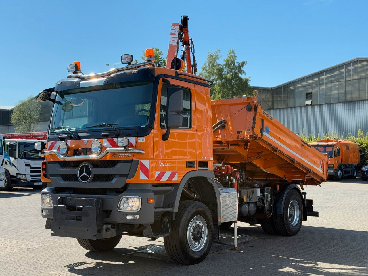 شاحنة قلاب, شاحنة كرين Mercedes-Benz ACTROS 2044 4x4 Kipper Kran ATLAS 65.2 A2L: صورة 12
