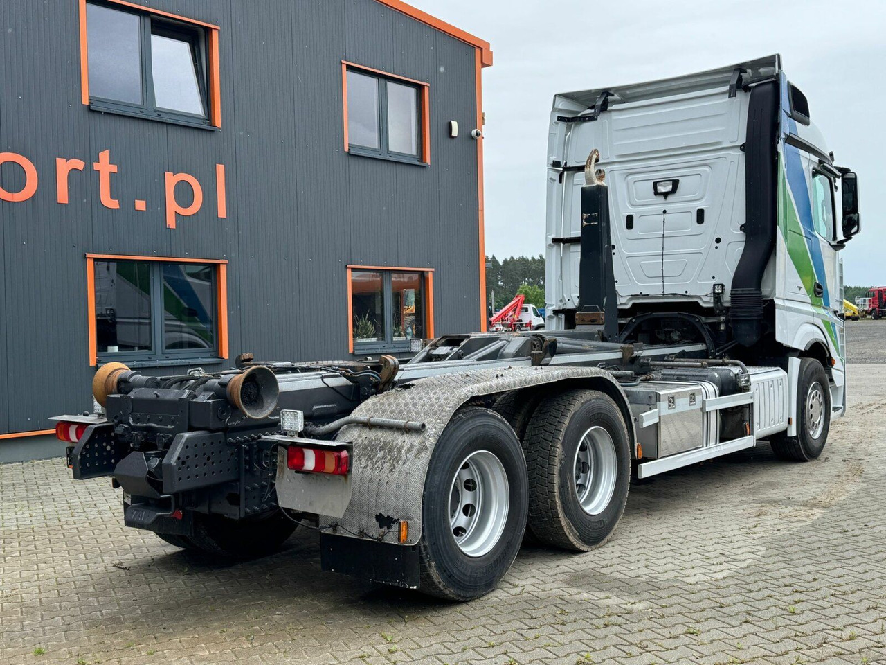 Mercedes-Benz ACTROS 2658 6x2 Abrollkipper MEILLER RK 26.67K - شاحنة ذات خطاف: صورة 5 Mercedes-Benz ACTROS 2658 6x2 Abrollkipper MEILLER RK 26.67K - شاحنة ذات خطاف: صورة 5