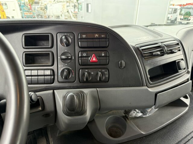 Mercedes-Benz ACTROS 4144 8x6 Euro 5 Kipper mit Bordmatik - شاحنة قلاب: صورة 5 Mercedes-Benz ACTROS 4144 8x6 Euro 5 Kipper mit Bordmatik - شاحنة قلاب: صورة 5