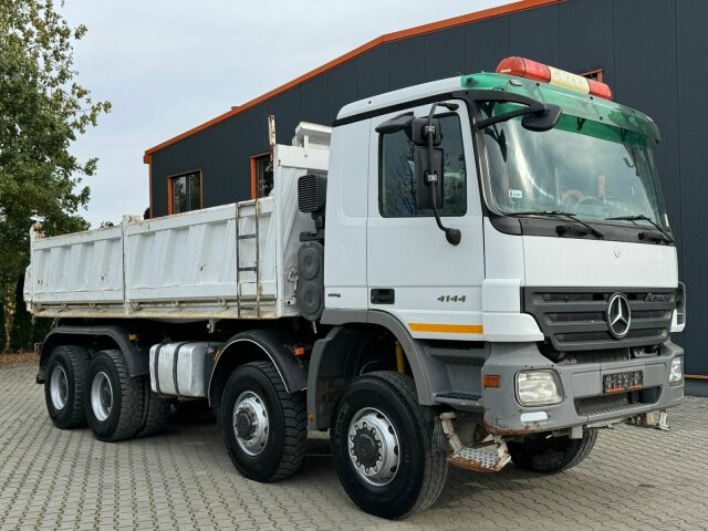 Mercedes-Benz ACTROS 4144 8x8 EURO4 DSK Meiller - شاحنة قلاب: صورة 1 Mercedes-Benz ACTROS 4144 8x8 EURO4 DSK Meiller - شاحنة قلاب: صورة 1