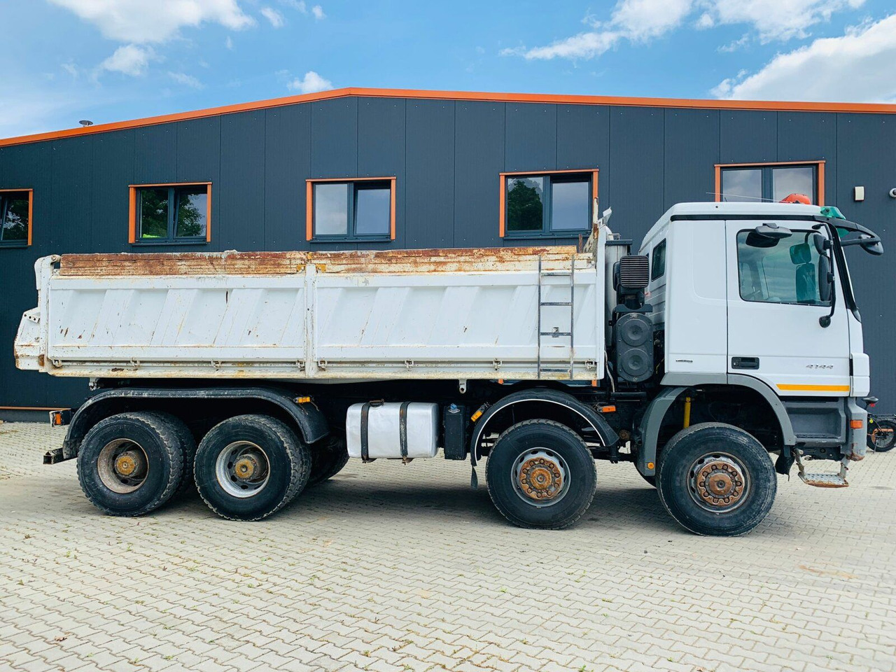 Mercedes-Benz ACTROS 4144 8x8 EURO4 DSK Meiller - شاحنة قلاب: صورة 2 Mercedes-Benz ACTROS 4144 8x8 EURO4 DSK Meiller - شاحنة قلاب: صورة 2