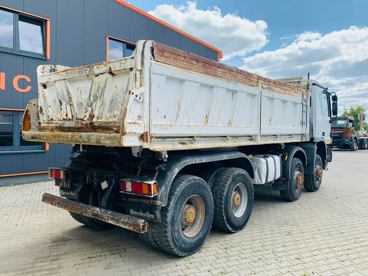 Mercedes-Benz ACTROS 4144 8x8 EURO4 DSK Meiller - شاحنة قلاب: صورة 3 Mercedes-Benz ACTROS 4144 8x8 EURO4 DSK Meiller - شاحنة قلاب: صورة 3