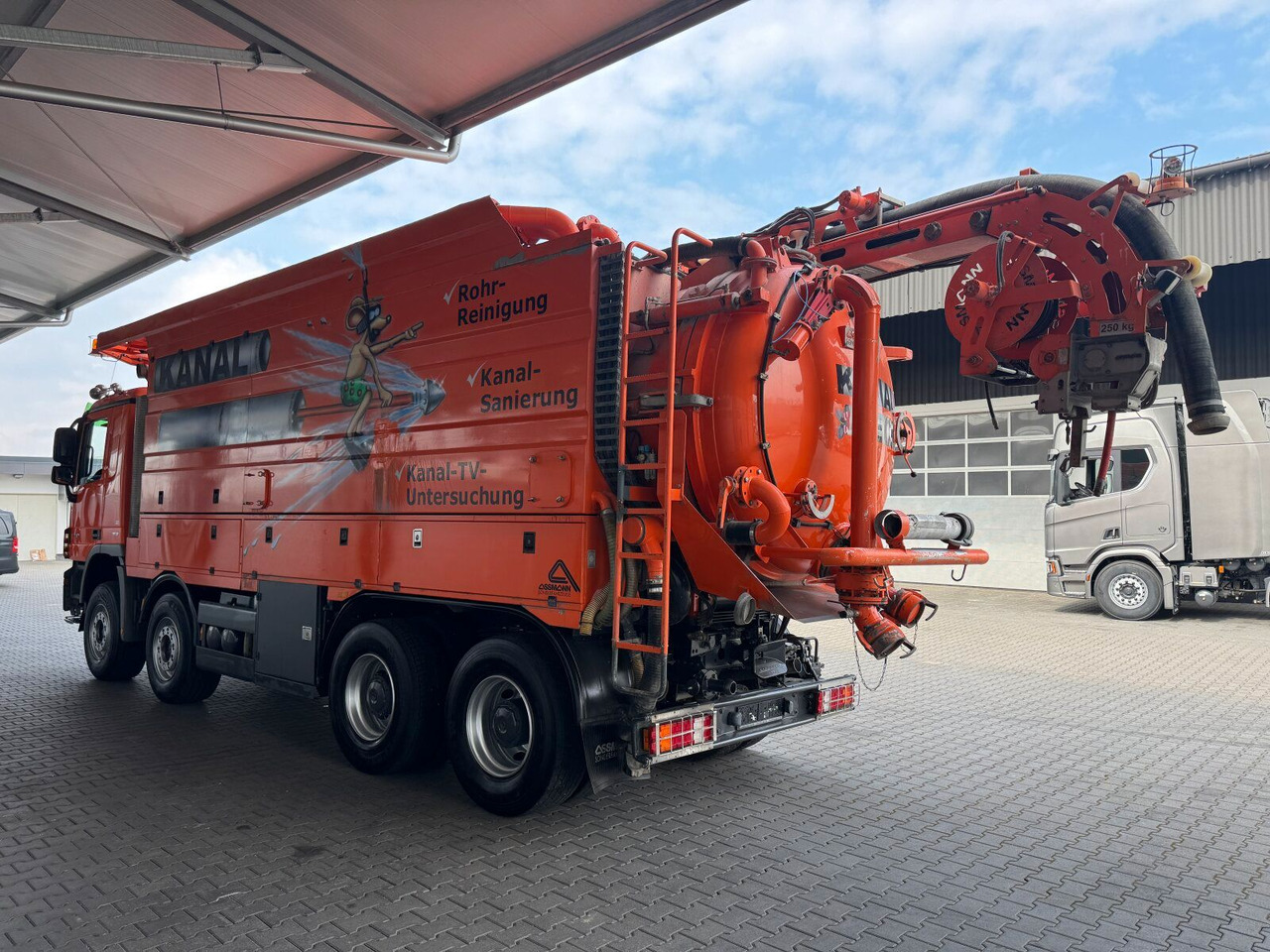 Mercedes-Benz ACTROS 4148 8x4 Kanalreiniger & Wasserrückgewinn - شاحنة الشفط: صورة 5 Mercedes-Benz ACTROS 4148 8x4 Kanalreiniger & Wasserrückgewinn - شاحنة الشفط: صورة 5