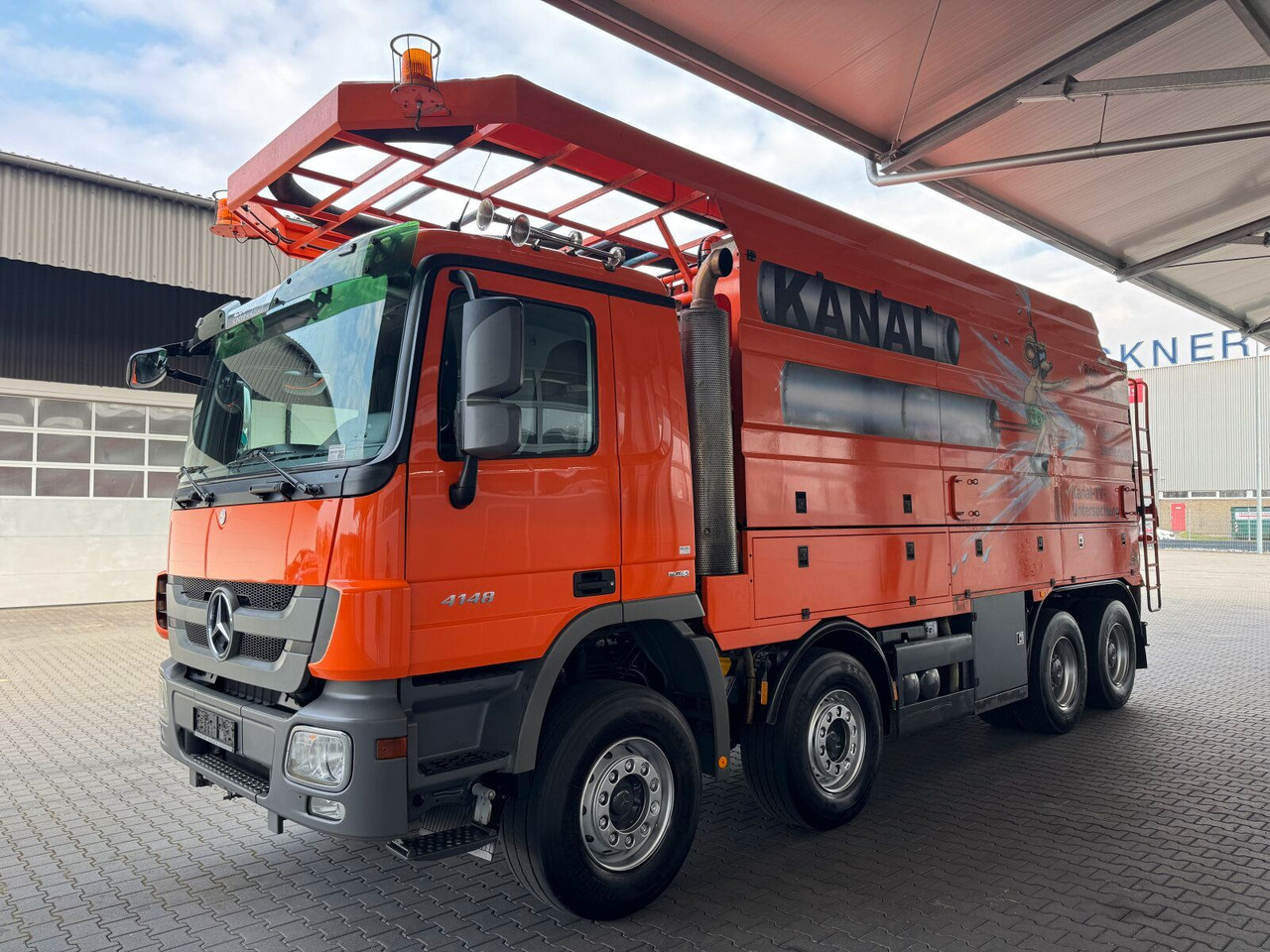Mercedes-Benz ACTROS 4148 8x4 Kanalreiniger & Wasserrückgewinn - شاحنة الشفط: صورة 2 Mercedes-Benz ACTROS 4148 8x4 Kanalreiniger & Wasserrückgewinn - شاحنة الشفط: صورة 2