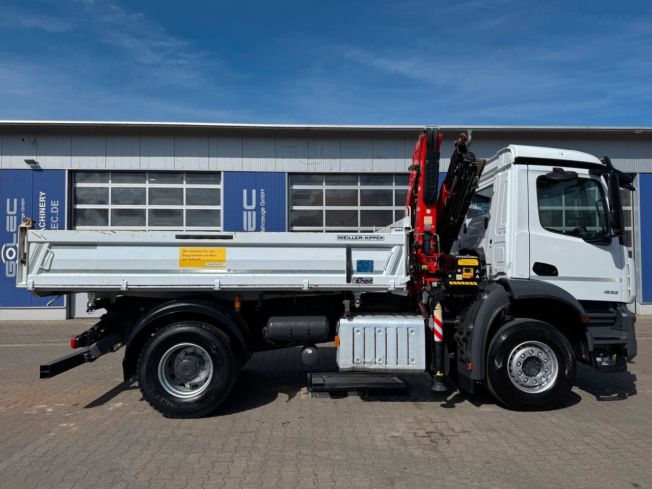 Mercedes-Benz AROCS 1832 4x2 Euro 6 Kipper Kran FASSI F120FB - شاحنة قلاب, شاحنة كرين: صورة 3 Mercedes-Benz AROCS 1832 4x2 Euro 6 Kipper Kran FASSI F120FB - شاحنة قلاب, شاحنة كرين: صورة 3