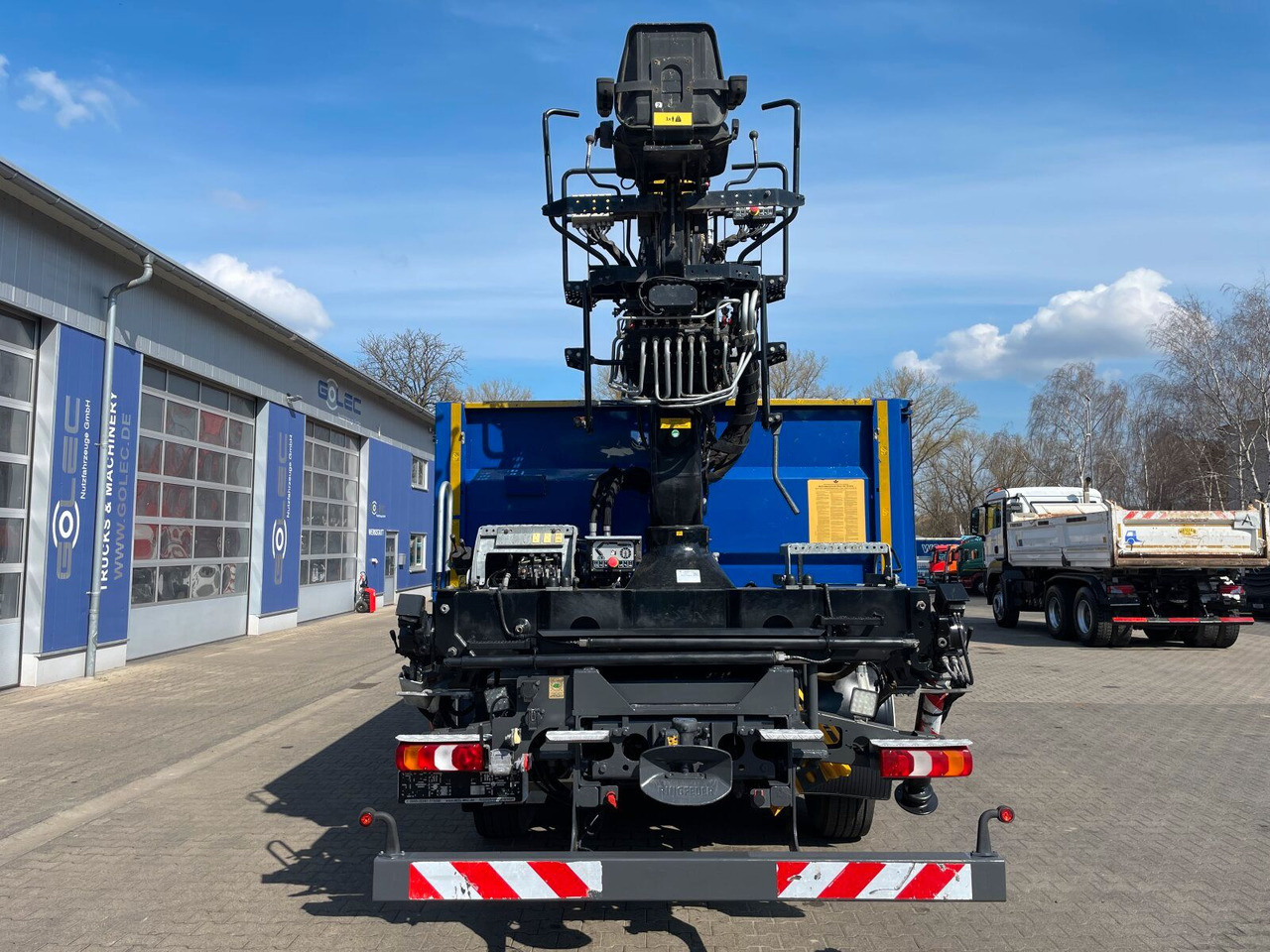 Mercedes-Benz AROCS 2536 6x2*4 Kipper Kran HIAB - شاحنة قلاب, شاحنة كرين: صورة 4 Mercedes-Benz AROCS 2536 6x2*4 Kipper Kran HIAB - شاحنة قلاب, شاحنة كرين: صورة 4