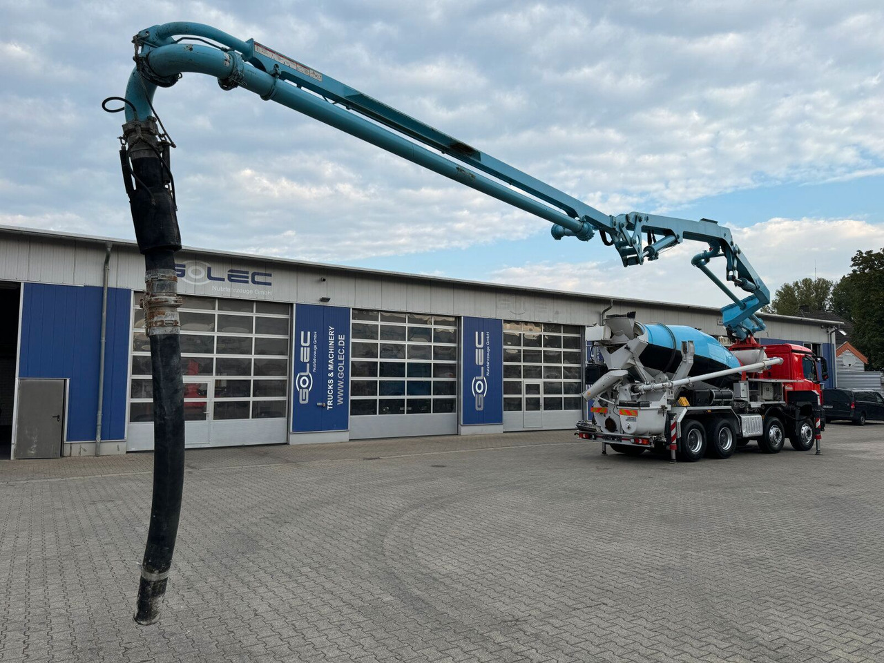 شاحنة خلاطة خرسانة Mercedes-Benz AROCS 3243 8x4 Euro 6 Pumi Putzmeister TMM 24-3: صورة 6