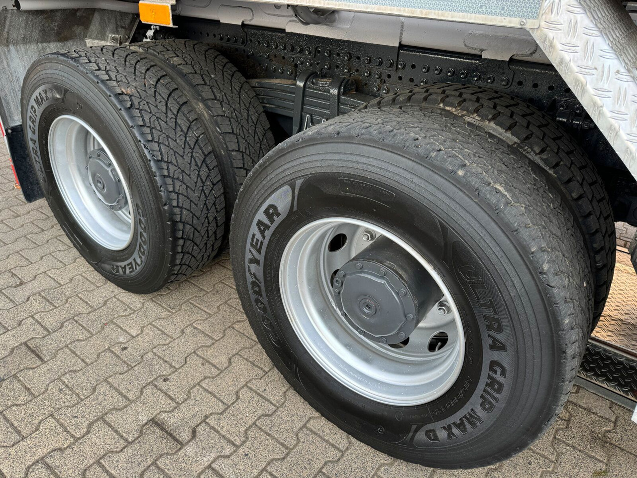 شاحنة خلاطة خرسانة Mercedes-Benz AROCS 3243 8x4 Euro 6 Pumi Putzmeister TMM 24-3: صورة 30