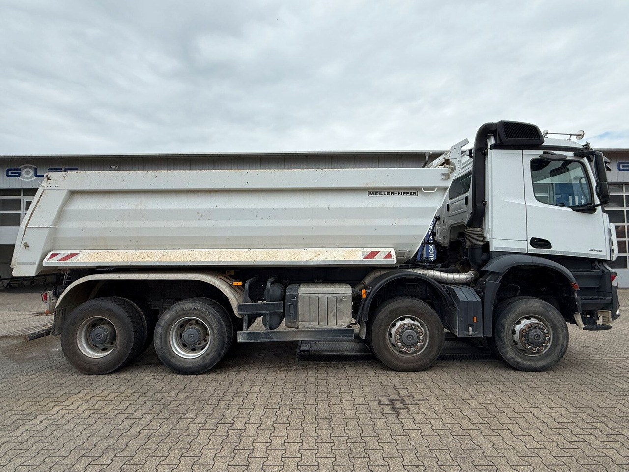 Mercedes-Benz AROCS 4145 8x8 Meiller Muldenkipper - شاحنة قلاب: صورة 3 Mercedes-Benz AROCS 4145 8x8 Meiller Muldenkipper - شاحنة قلاب: صورة 3