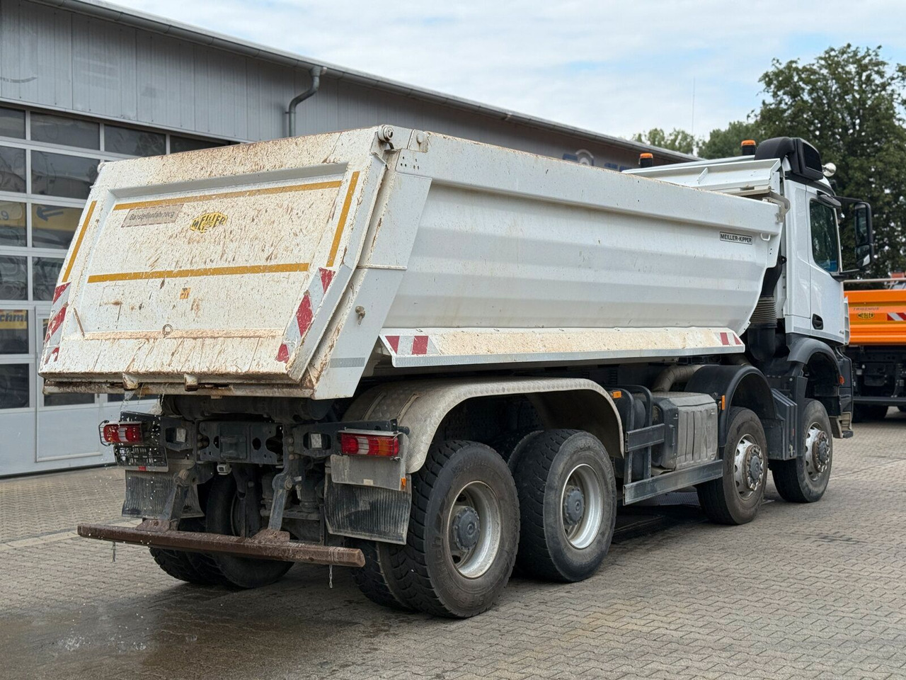 Mercedes-Benz AROCS 4145 8x8 Meiller Muldenkipper - شاحنة نقل المخلفات: صورة 5 Mercedes-Benz AROCS 4145 8x8 Meiller Muldenkipper - شاحنة نقل المخلفات: صورة 5