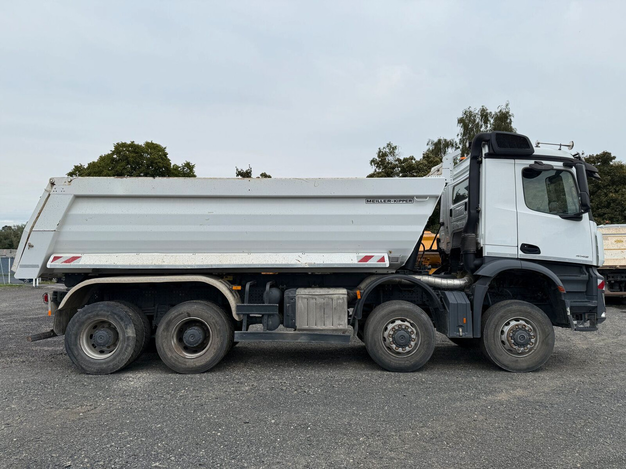 Mercedes-Benz AROCS 4145 8x8 Meiller Muldenkipper - شاحنة نقل المخلفات: صورة 3 Mercedes-Benz AROCS 4145 8x8 Meiller Muldenkipper - شاحنة نقل المخلفات: صورة 3