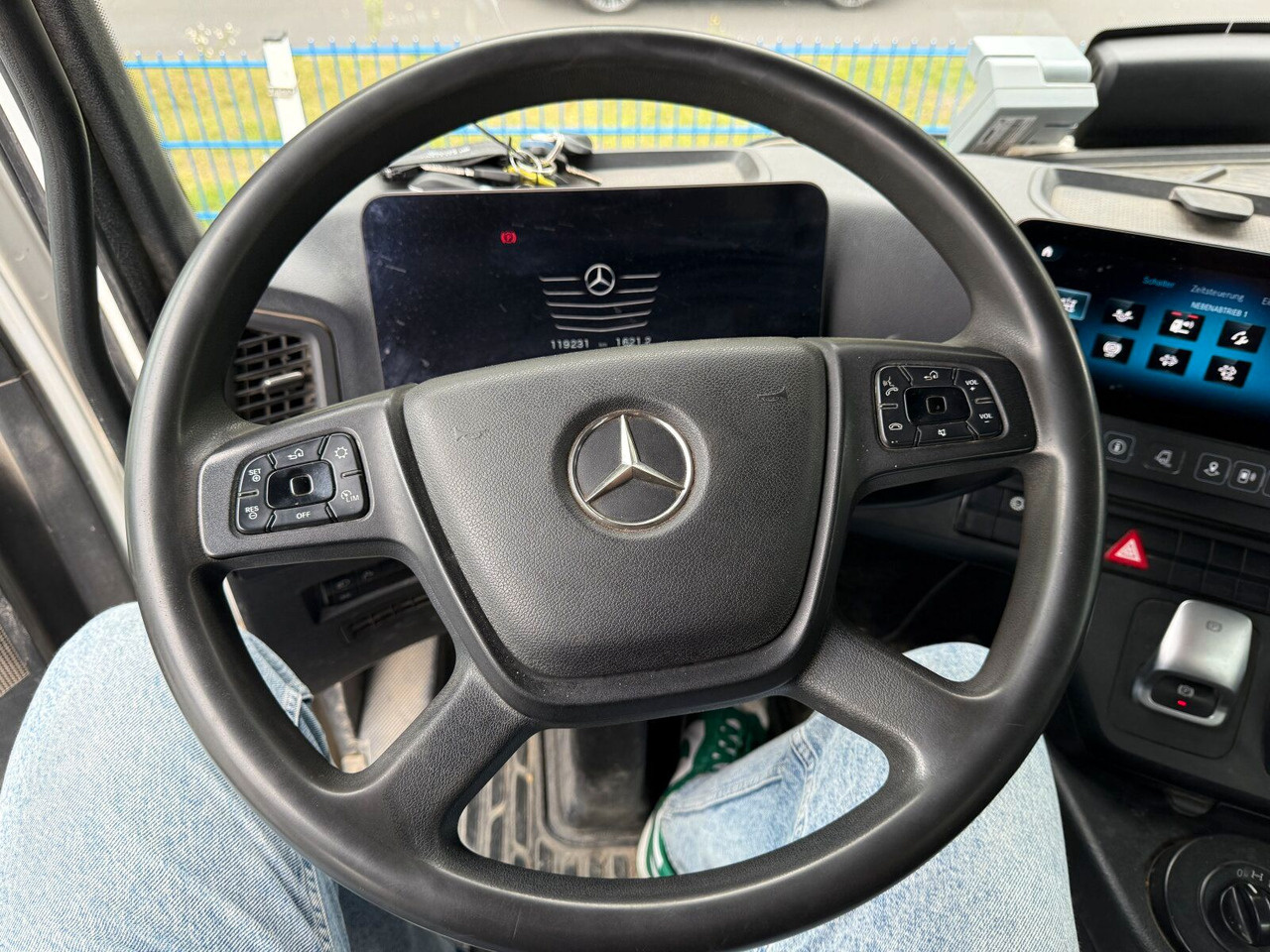 شاحنة نقل المخلفات Mercedes-Benz AROCS 4145 8x8 Meiller Muldenkipper: صورة 10