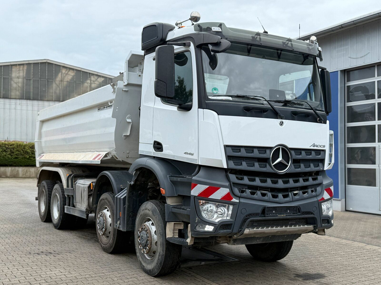 Mercedes-Benz AROCS 4145 8x8 Meiller Muldenkipper - شاحنة نقل المخلفات: صورة 1 Mercedes-Benz AROCS 4145 8x8 Meiller Muldenkipper - شاحنة نقل المخلفات: صورة 1