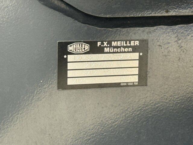 Mercedes-Benz AROCS 4851 8x6 Euro 6 Gesteinkipper MEILLER 25m³ - شاحنة قلاب: صورة 5 Mercedes-Benz AROCS 4851 8x6 Euro 6 Gesteinkipper MEILLER 25m³ - شاحنة قلاب: صورة 5