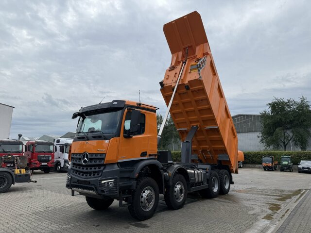 Mercedes-Benz AROCS 4851 8x6 Euro 6 Gesteinkipper MEILLER 25m³ - شاحنة قلاب: صورة 4 Mercedes-Benz AROCS 4851 8x6 Euro 6 Gesteinkipper MEILLER 25m³ - شاحنة قلاب: صورة 4