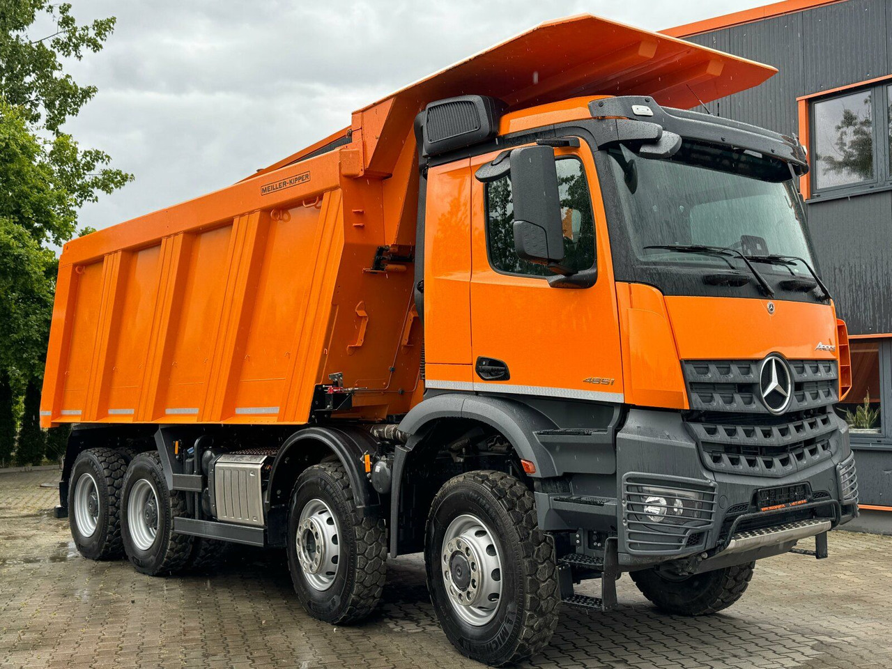 Mercedes-Benz AROCS 4851 8x6 Euro 6 Gesteinkipper MEILLER - شاحنة قلاب: صورة 1 Mercedes-Benz AROCS 4851 8x6 Euro 6 Gesteinkipper MEILLER - شاحنة قلاب: صورة 1