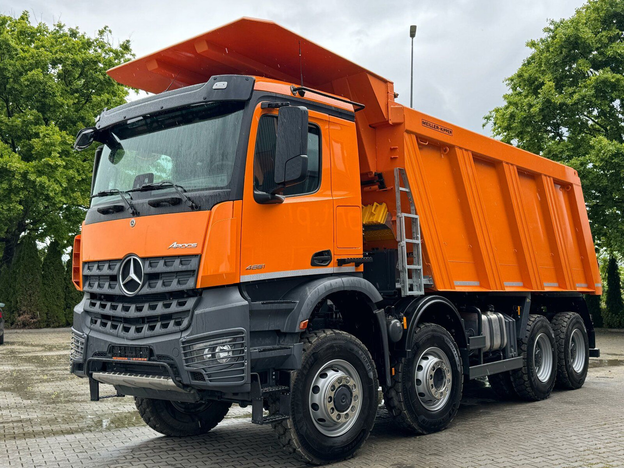 Mercedes-Benz AROCS 4851 8x6 Euro 6 Gesteinkipper MEILLER - شاحنة قلاب: صورة 2 Mercedes-Benz AROCS 4851 8x6 Euro 6 Gesteinkipper MEILLER - شاحنة قلاب: صورة 2