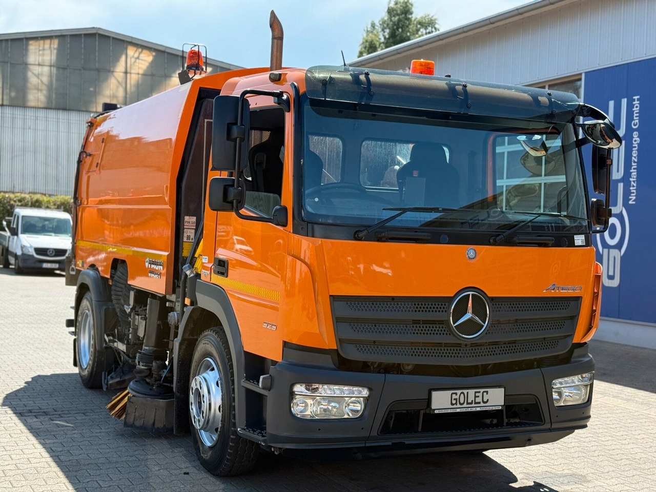 Mercedes-Benz ATEGO 1323 4x2 Kehrmaschine FAUN Viajet 6R/H - سياره كنس شوارع: صورة 1 Mercedes-Benz ATEGO 1323 4x2 Kehrmaschine FAUN Viajet 6R/H - سياره كنس شوارع: صورة 1