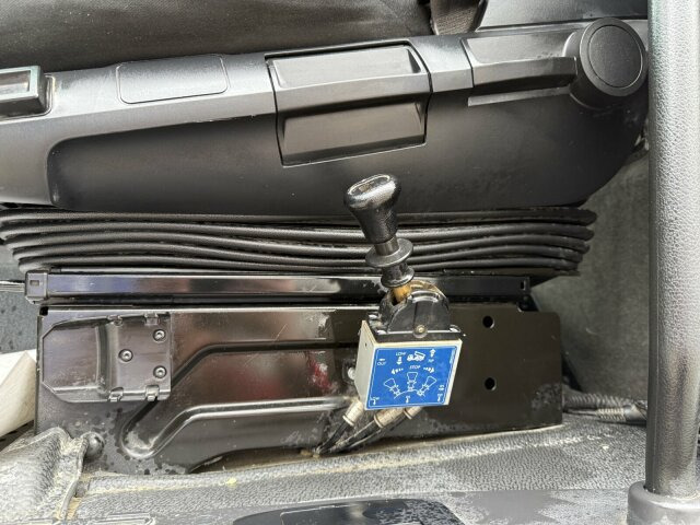 Mercedes-Benz Actros 1843 Sattelzugmaschine 4x2 Kipph. - وحدة جر: صورة 5 Mercedes-Benz Actros 1843 Sattelzugmaschine 4x2 Kipph. - وحدة جر: صورة 5