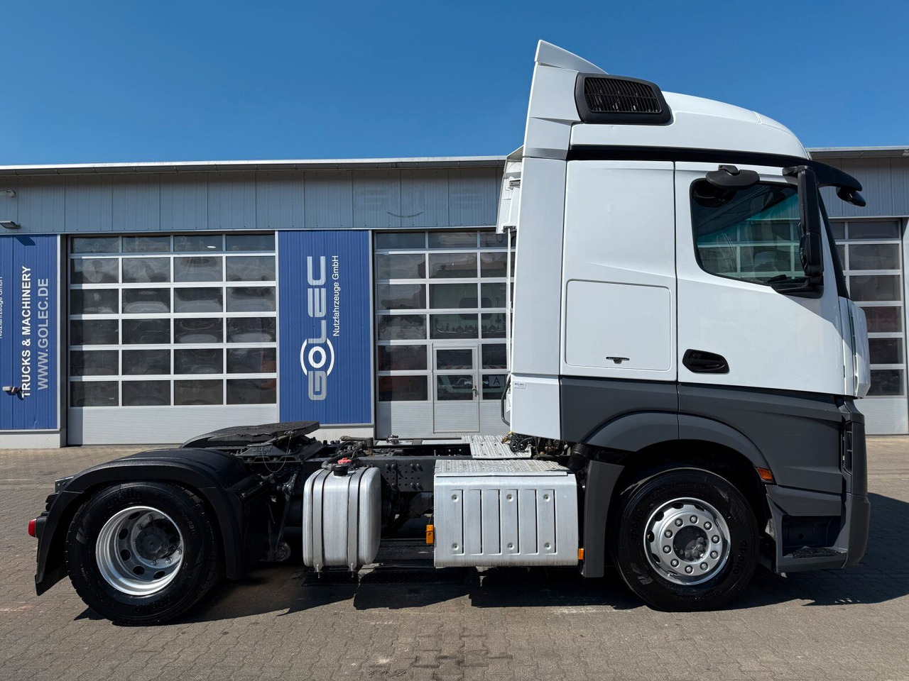 Mercedes-Benz Actros 1845 LS SZM 4x2 Kipphydraulik Retarder - وحدة جر: صورة 2 Mercedes-Benz Actros 1845 LS SZM 4x2 Kipphydraulik Retarder - وحدة جر: صورة 2