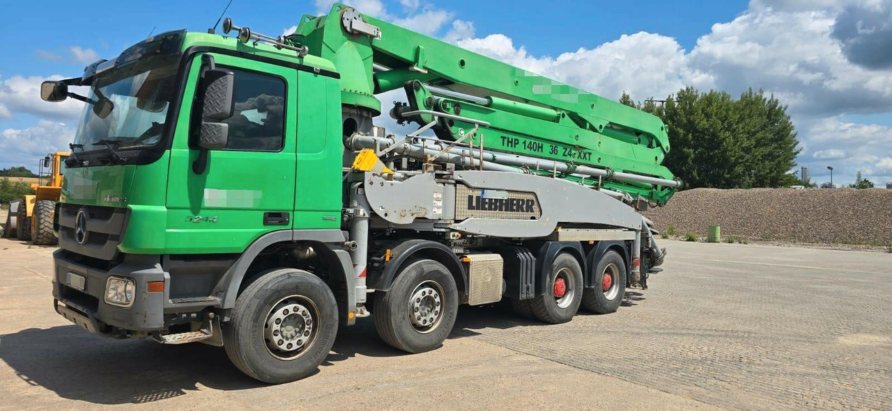 Mercedes-Benz Actros 3241 8x4 Betonpumpe Liebherr 36Z4 - مضخة خرسانة: صورة 1 Mercedes-Benz Actros 3241 8x4 Betonpumpe Liebherr 36Z4 - مضخة خرسانة: صورة 1