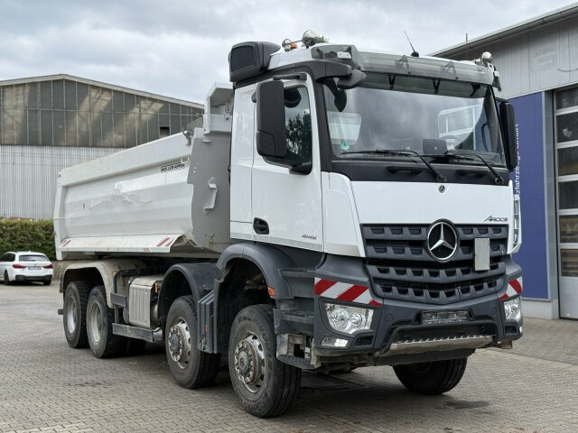 Mercedes-Benz Arocs 4145 8x8 Muldenkipper MEILLER - شاحنة قلاب: صورة 1 Mercedes-Benz Arocs 4145 8x8 Muldenkipper MEILLER - شاحنة قلاب: صورة 1