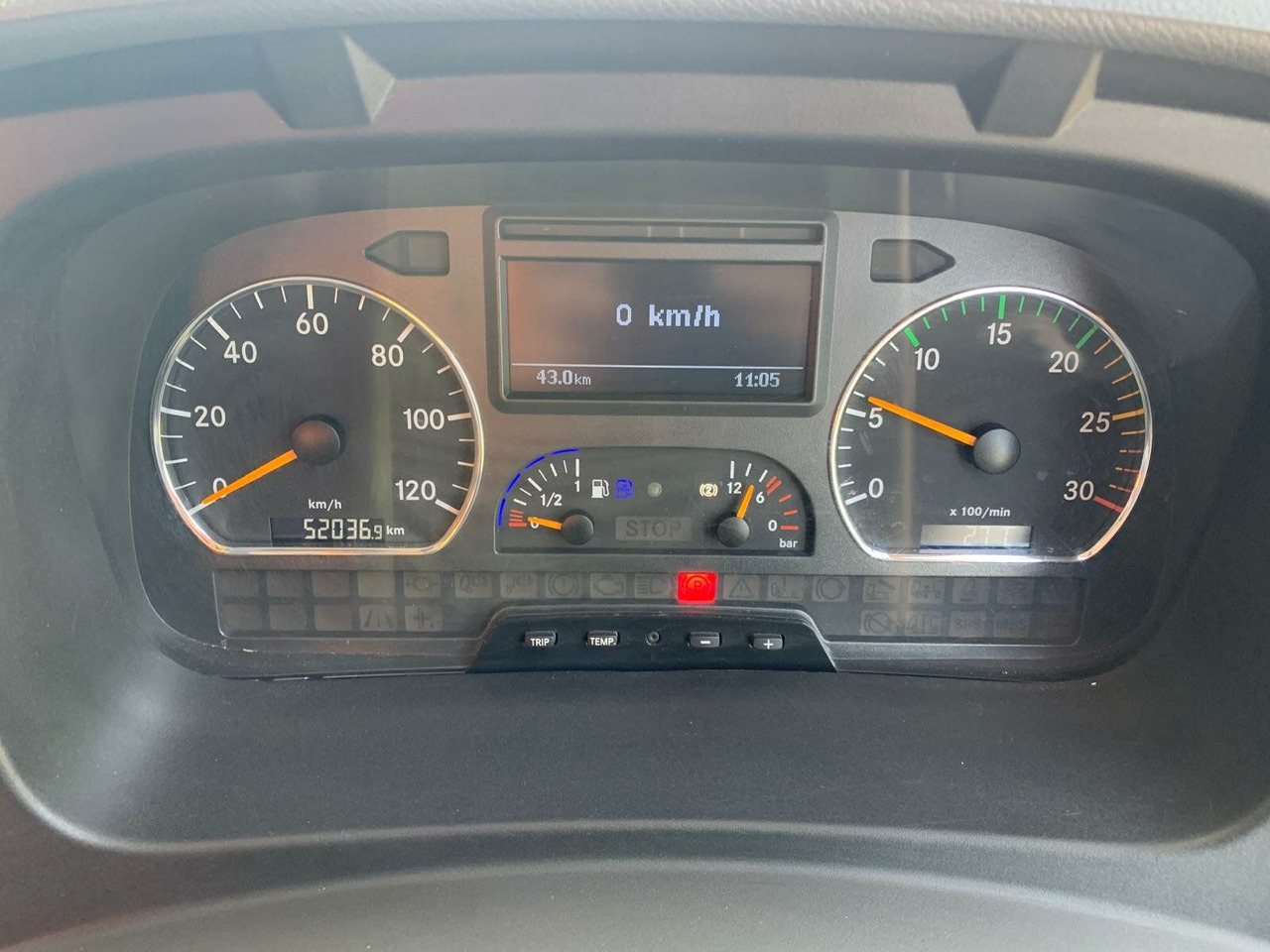 سياره كنس شوارع Mercedes-Benz Atego Kehrmaschine BUCHER CITYFANT 5000: صورة 26