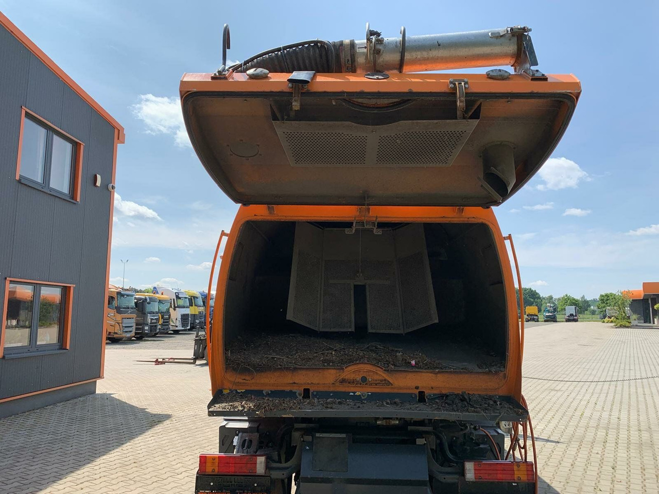 سياره كنس شوارع Mercedes-Benz Atego Kehrmaschine BUCHER CITYFANT 5000: صورة 10