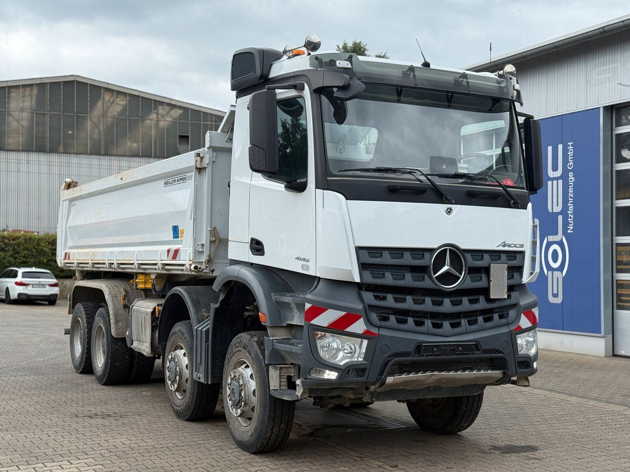 Mercedes-Benz Meiler Dreiseitenkipper Bordmatik - شاحنة قلاب: صورة 3 Mercedes-Benz Meiler Dreiseitenkipper Bordmatik - شاحنة قلاب: صورة 3