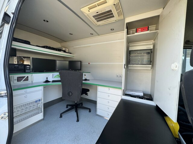 Mercedes-Benz Sprinter MB TV-Fzg mit Rausch Inspektion Einheit - شاحنة الشفط: صورة 5 Mercedes-Benz Sprinter MB TV-Fzg mit Rausch Inspektion Einheit - شاحنة الشفط: صورة 5