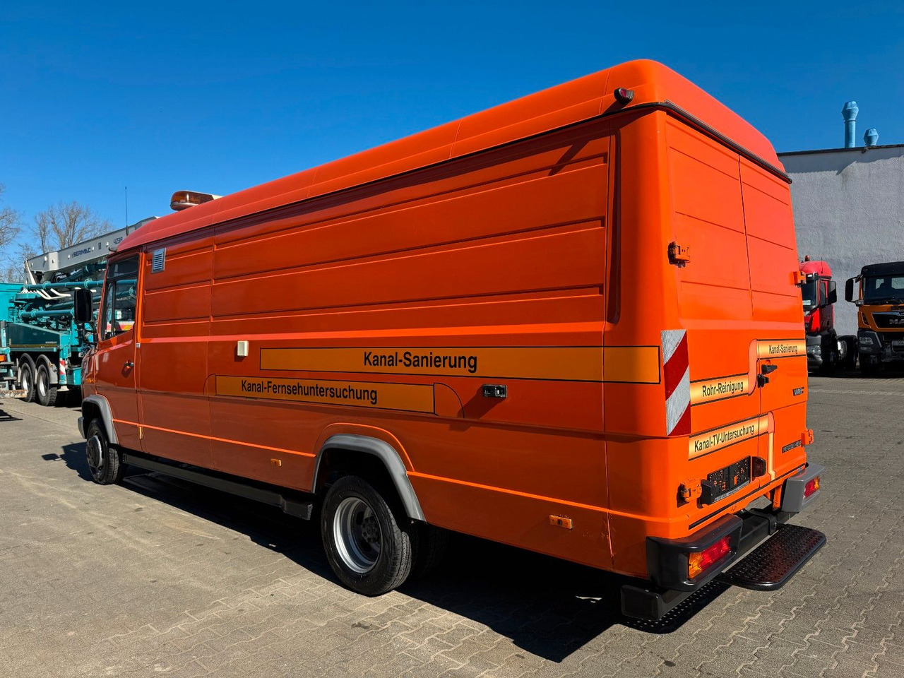 Mercedes-Benz Vario 614D TV Inspektionsanl RCA RAUSCH ELKA 600 - شاحنة الشفط: صورة 5 Mercedes-Benz Vario 614D TV Inspektionsanl RCA RAUSCH ELKA 600 - شاحنة الشفط: صورة 5