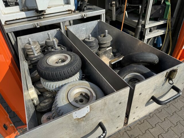 Mercedes-Benz Vario 614D TV Inspektionsanl RCA RAUSCH ELKA 600 - شاحنة الشفط: صورة 2 Mercedes-Benz Vario 614D TV Inspektionsanl RCA RAUSCH ELKA 600 - شاحنة الشفط: صورة 2