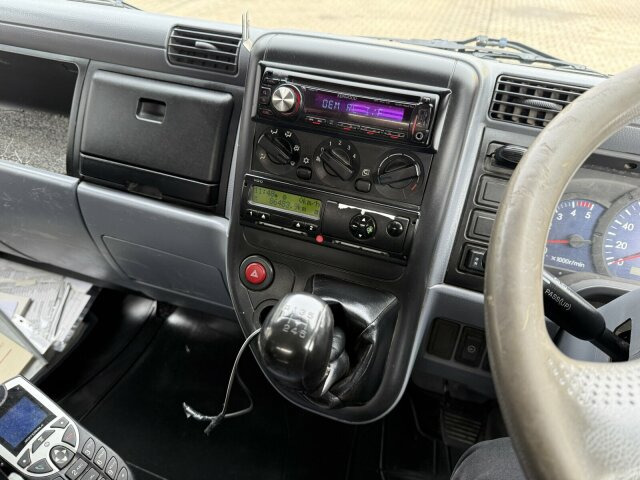 Mitsubishi Canter FUSO Kehrmaschine BROCK SL140 4 m³ - سياره كنس شوارع: صورة 3 Mitsubishi Canter FUSO Kehrmaschine BROCK SL140 4 m³ - سياره كنس شوارع: صورة 3