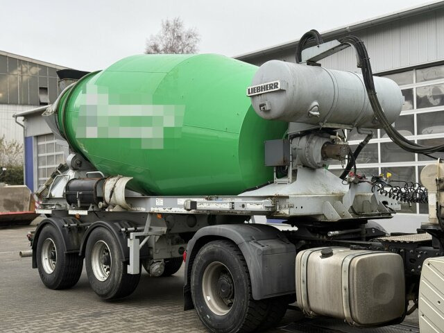 Müller-Mitteltal Liebherr Betonmischer Concrete Auflieger 10 m³ - نصف مقطورة: صورة 1 Müller-Mitteltal Liebherr Betonmischer Concrete Auflieger 10 m³ - نصف مقطورة: صورة 1