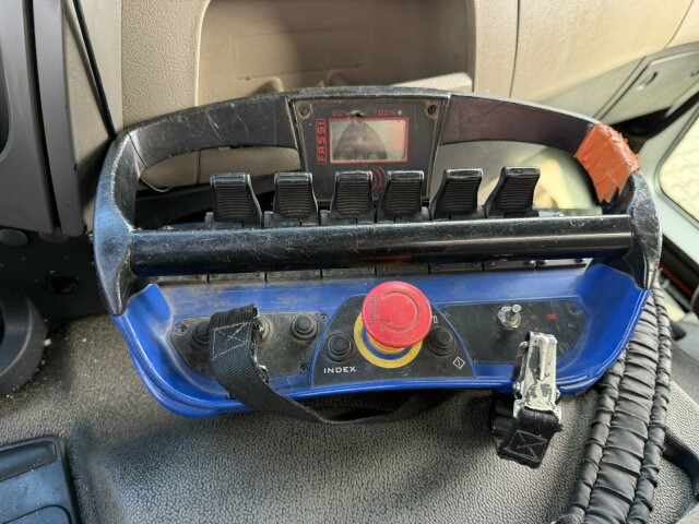 Renault Premium Lander Pritsche mit Kran FASSI - شاحنة كرين, شاحنات مسطحة: صورة 2 Renault Premium Lander Pritsche mit Kran FASSI - شاحنة كرين, شاحنات مسطحة: صورة 2