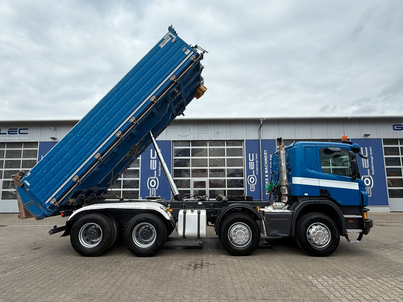 Scania P 410 8x4 Dreiseitenkipper DAUTEL - شاحنة قلاب: صورة 4 Scania P 410 8x4 Dreiseitenkipper DAUTEL - شاحنة قلاب: صورة 4