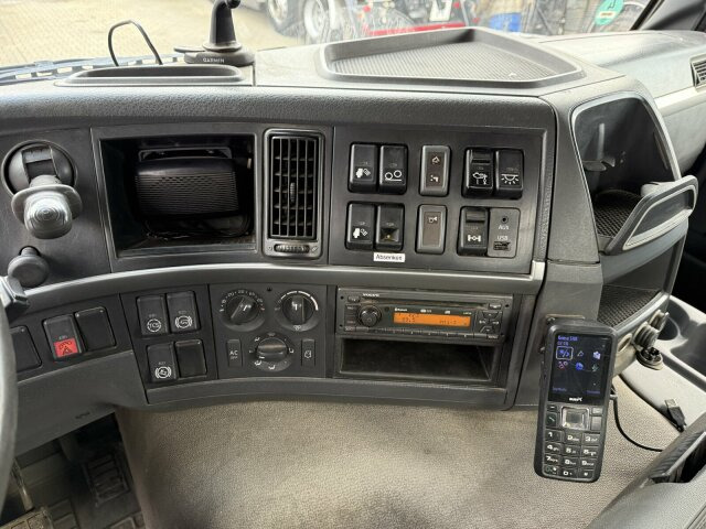 Volvo FH 460 6x2 Abrollkipper MEILLER RK 20.55 - شاحنة ذات خطاف: صورة 3 Volvo FH 460 6x2 Abrollkipper MEILLER RK 20.55 - شاحنة ذات خطاف: صورة 3