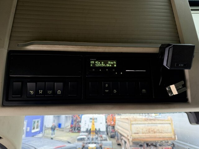 Volvo FH 510 8x4 Holztransporter Kran PENZ *Anhänger - شاحنة قطع الأشجار, شاحنة كرين: صورة 3 Volvo FH 510 8x4 Holztransporter Kran PENZ *Anhänger - شاحنة قطع الأشجار, شاحنة كرين: صورة 3