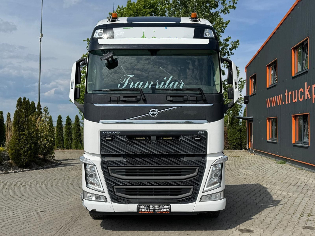 Volvo FH 540 8x4 Abrollkipper MEILLER RK 26.67 - شاحنة ذات خطاف: صورة 3 Volvo FH 540 8x4 Abrollkipper MEILLER RK 26.67 - شاحنة ذات خطاف: صورة 3
