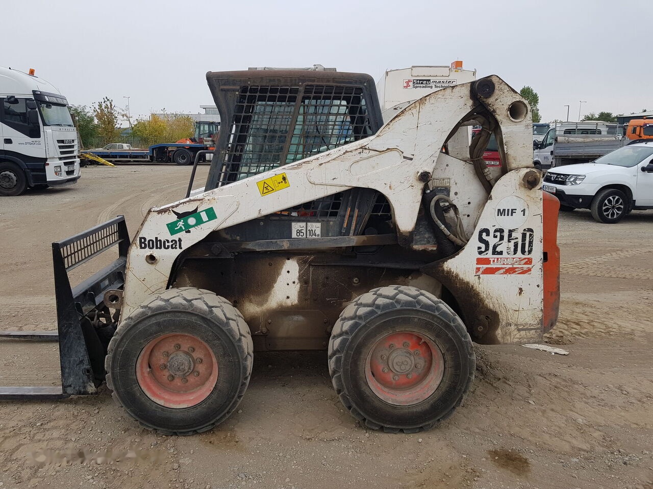 Bobcat S 250 TURBO - شيول صغير: صورة 1 Bobcat S 250 TURBO - شيول صغير: صورة 1