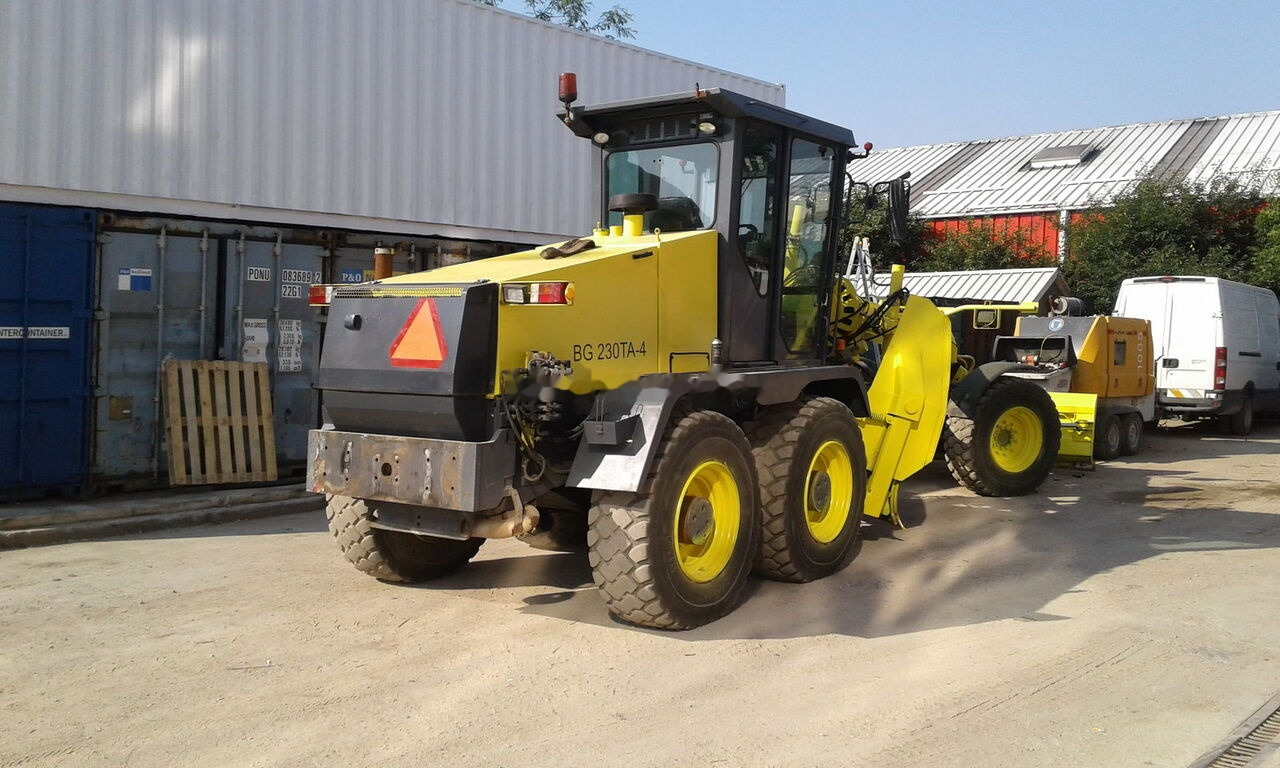 HBM-Nobas HBM 230 - ممهدة: صورة 1 HBM-Nobas HBM 230 - ممهدة: صورة 1