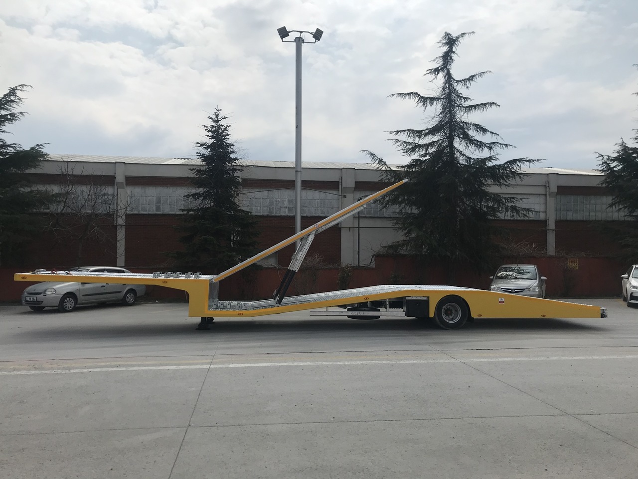 KALEPAR KLP 119V4 Autotransporter - نصف مقطورة نقل السيارات: صورة 1 KALEPAR KLP 119V4 Autotransporter - نصف مقطورة نقل السيارات: صورة 1