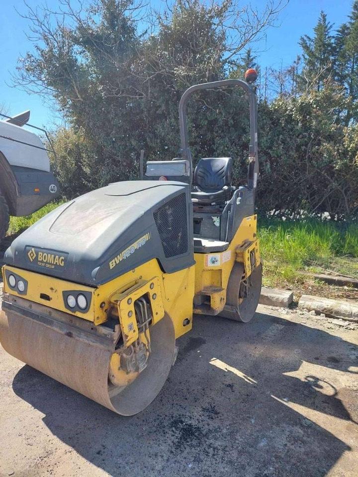 Bomag BW 120 AD-5 - مدحلة اسفلت: صورة 2 Bomag BW 120 AD-5 - مدحلة اسفلت: صورة 2